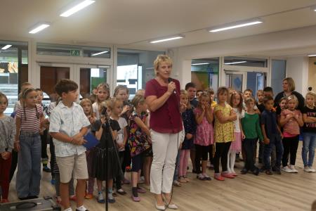 PRVOŠOLČKI CERKNICA 03 FOTO LJUBO VUKELIČ